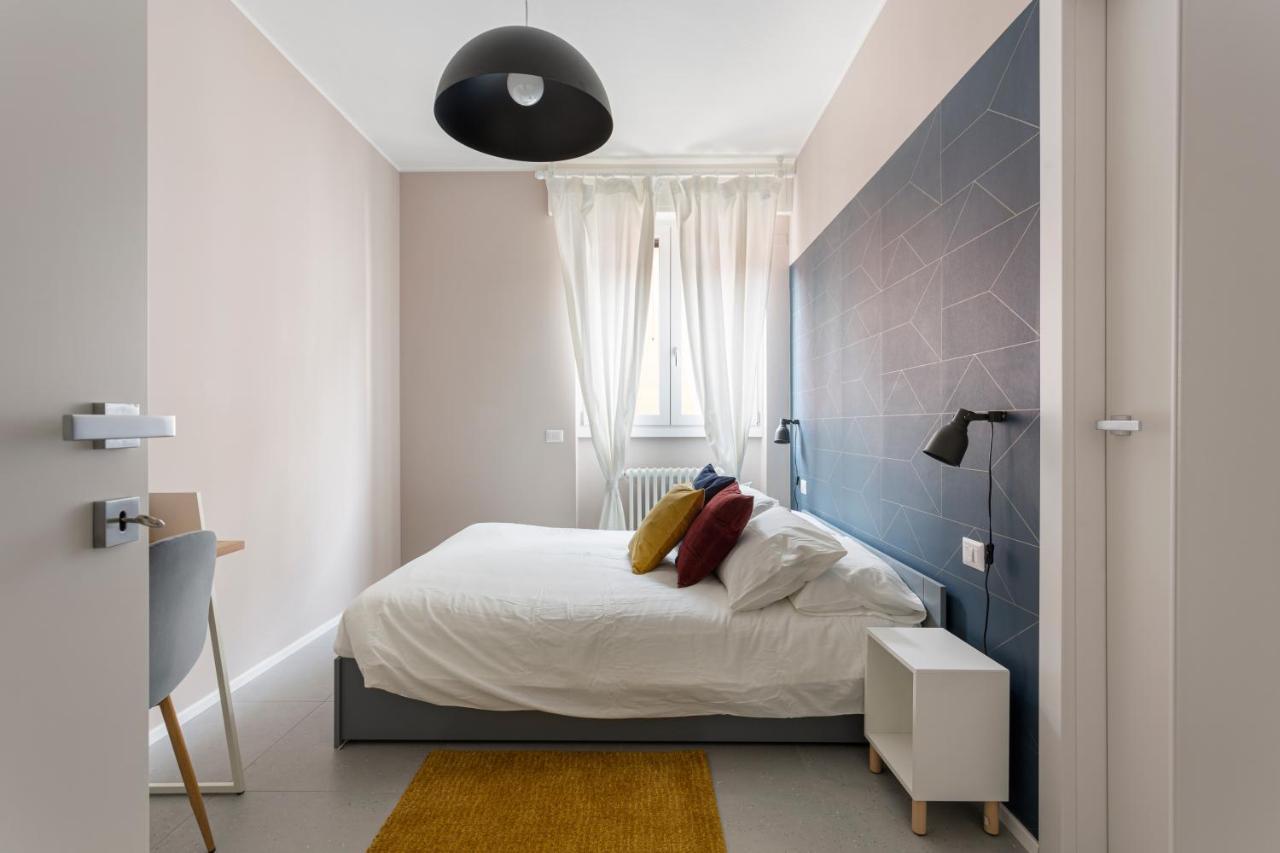 Bilocale Aleardi Apartamento Milão Exterior foto